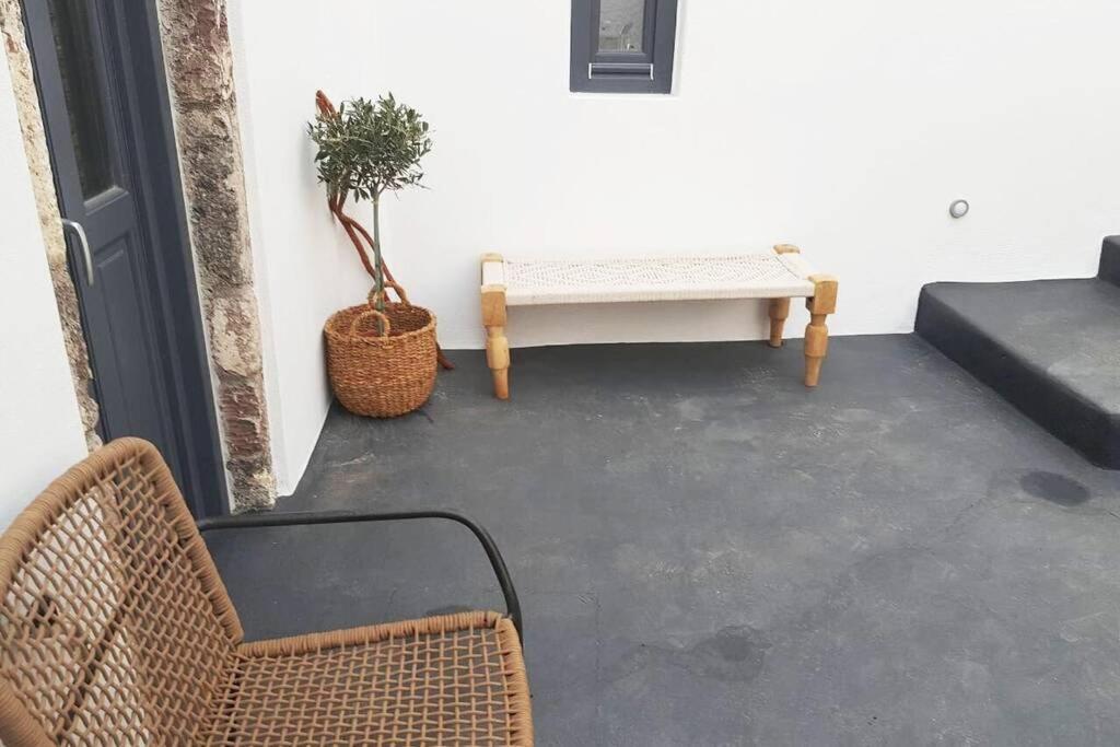 Santorini Folia Cave House With Jacuzzi Villa Pyrgos Kallistis Exterior photo