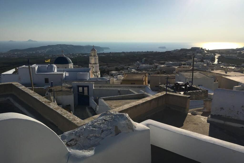 Santorini Folia Cave House With Jacuzzi Villa Pyrgos Kallistis Exterior photo
